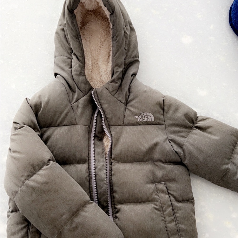NORTHFACE FLEECE WINTER JACKET 5T!